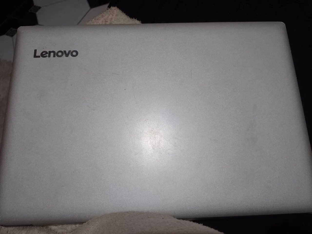 Notebook usado com acessórios  de cabo HDMI E CARREGAR  - Foto 4