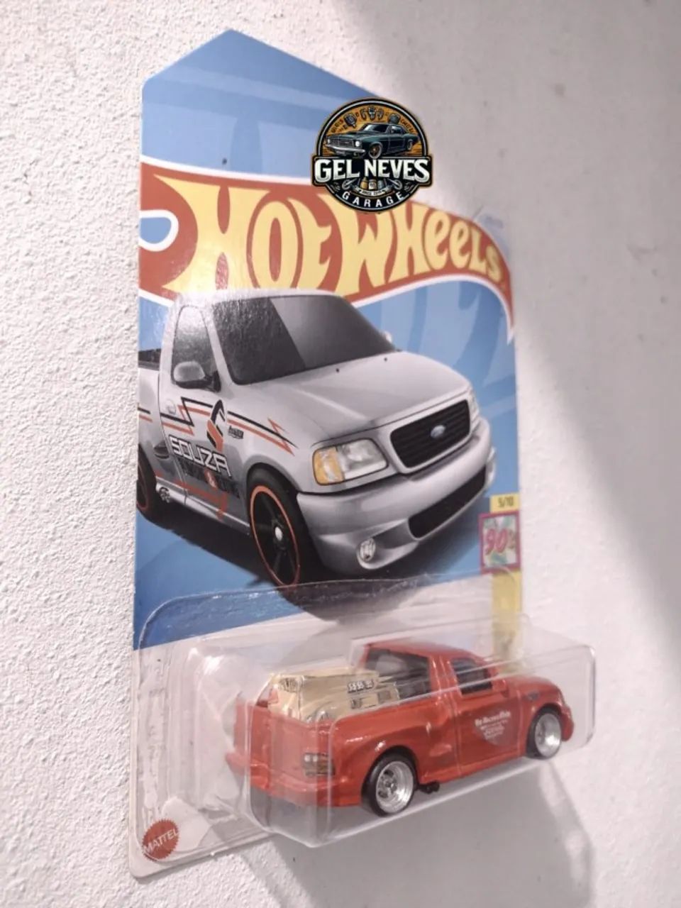 Hot Wheels Ford F150 SVT Lightning Custom - Hobbies e coleções