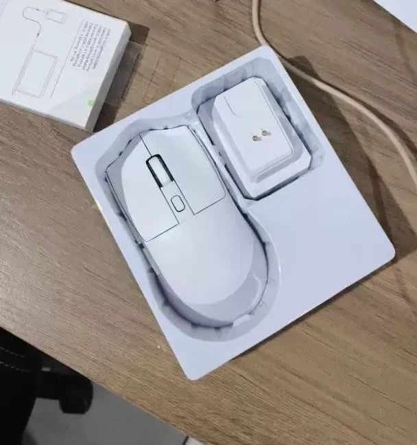 Mouse Gamer Branco Sem Fio/Bluetooth/2.4G - Foto 3