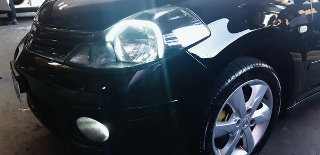 Nissan Tiida 1.8 SL - 2010/2011 (passo financiamento) - Foto 2
