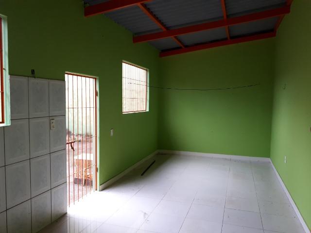 Aluga-se casa no loteamento Santo Afonso, bem localizada e rua asfaltada - Foto 16