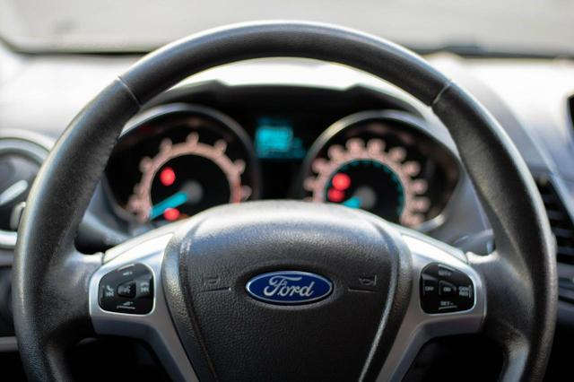 Ford Fiesta 1.0 ecoboost Titanium Plus Powershift 2017 completo - Foto 7