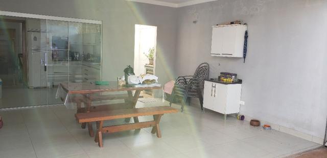 Com 03 quartos bairro Morada dos Deuses Próximo a U C D B - Foto 14