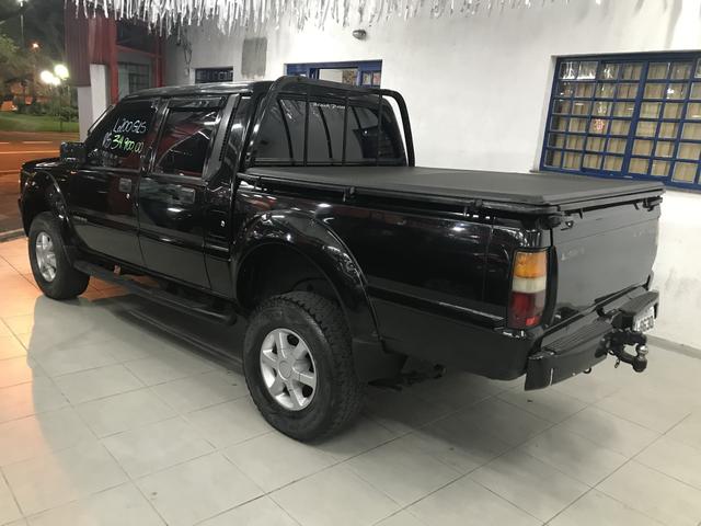 Mitsubishi L200 GLS 2.5 4x4 2003 DIESEL - Mogi das Cruzes - Foto 6
