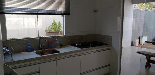 Com 03 quartos bairro Morada dos Deuses Próximo a U C D B - Foto 8