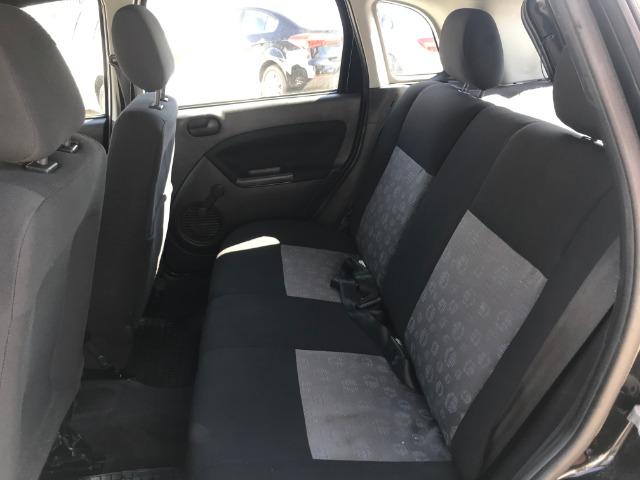Ford Fiesta 1.0 Completo mod-2011 ! - Foto 6