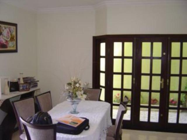 Excelente casa 3 andares,lazer completo, casa de fundos, QNG 13, Taguatinga - Foto 7