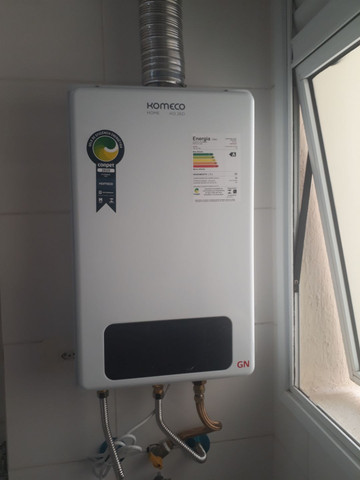 Aquecedor KOMECO 26 litros digital  - Foto 3