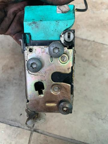 Fechadura eletrica de porta fiat uno vivace original