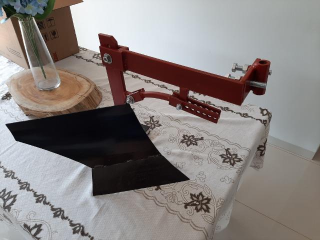Arado aiveca para micro trator - Foto 4