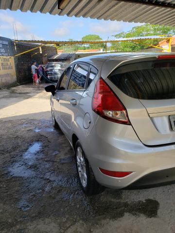Ford Fiesta 1.6L SE Automático - Foto 15