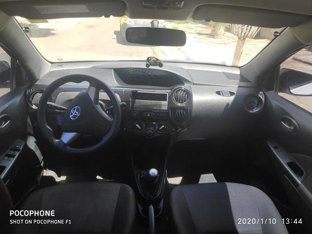 Etios - Foto 12