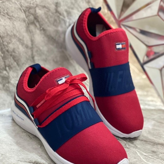 Tenis