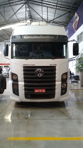 VW19330 4X2 TETO ALTO.