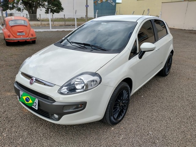 FIAT PUNTO 1.6 ESSENCE 4P