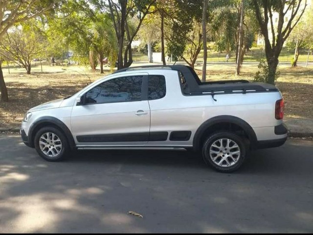 SAVEIRO CROSS TOP DE LINHA
