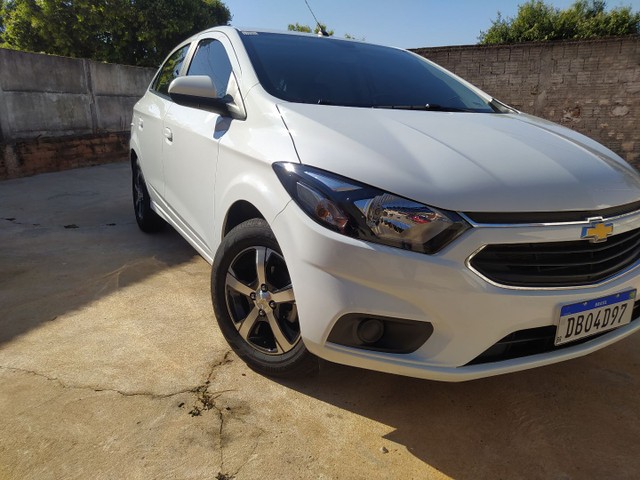 ONIX LT 1.4 2019 9MIL KM