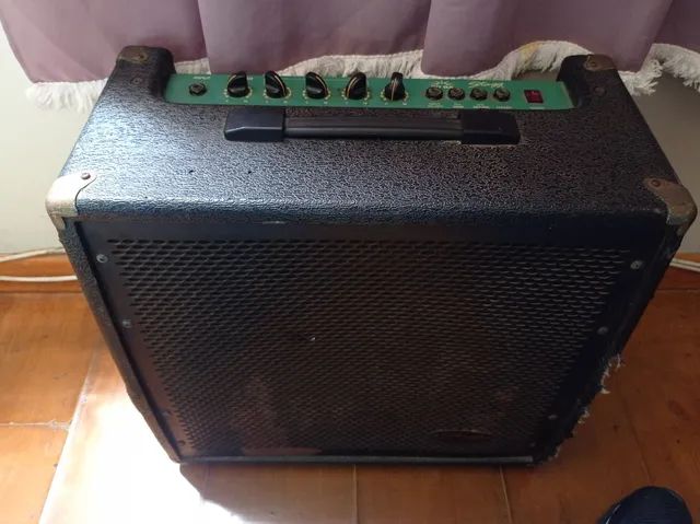 Cubo de Contrabaixo Stagg 60BA