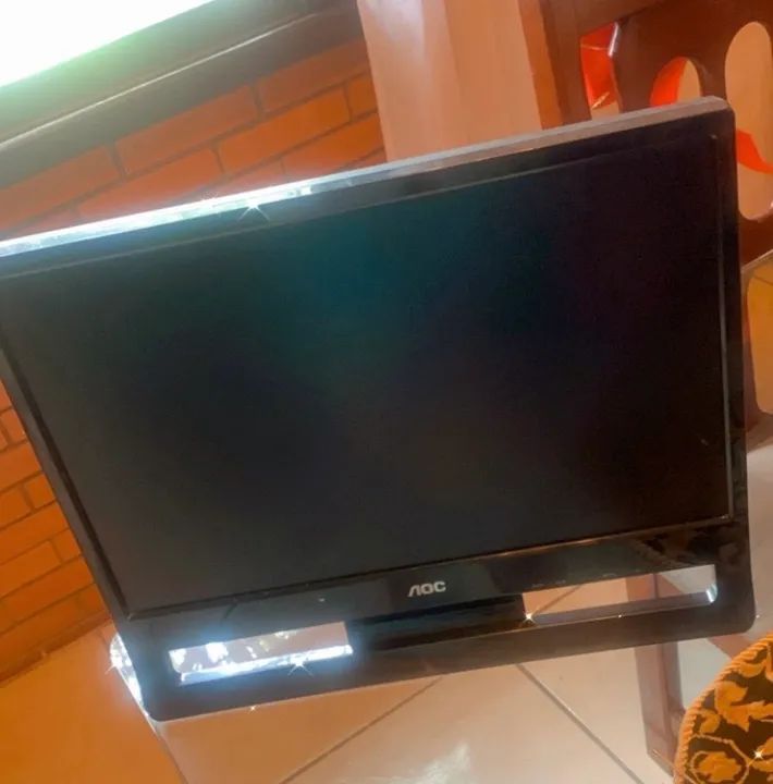 Leia descrição do anúncio. Monitor 19p