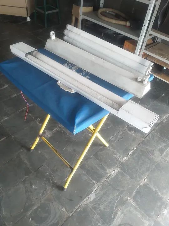 Calhas e lâmpadas florecentrs - Foto 2