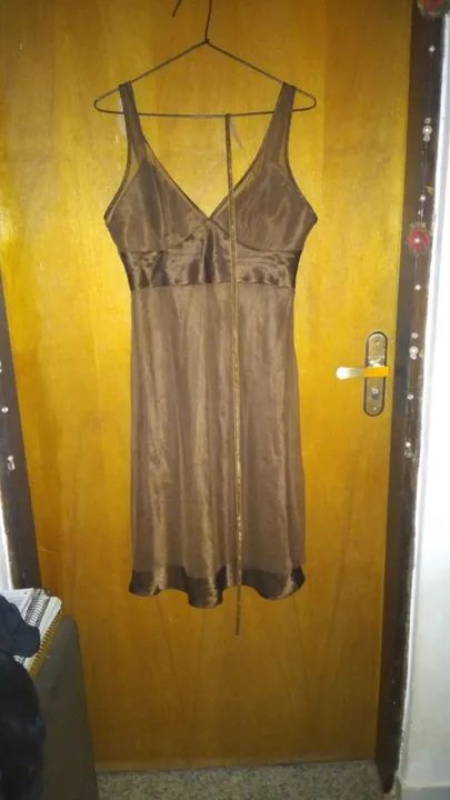 Vestido marrom lindo