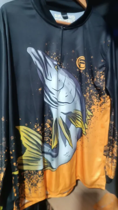 Camisa de pesca nova