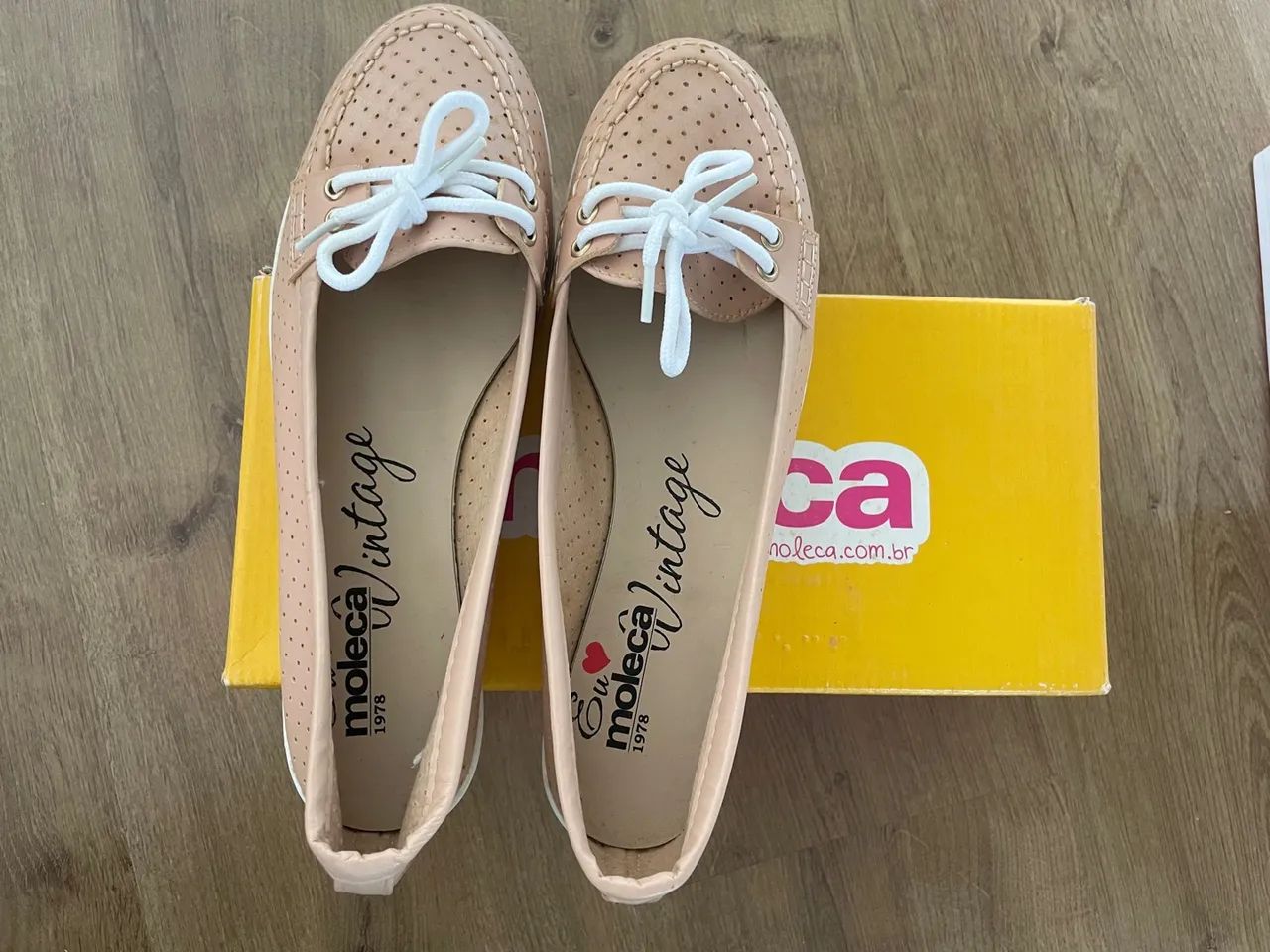 Mocassim microfuros tam 36 nude Moleca