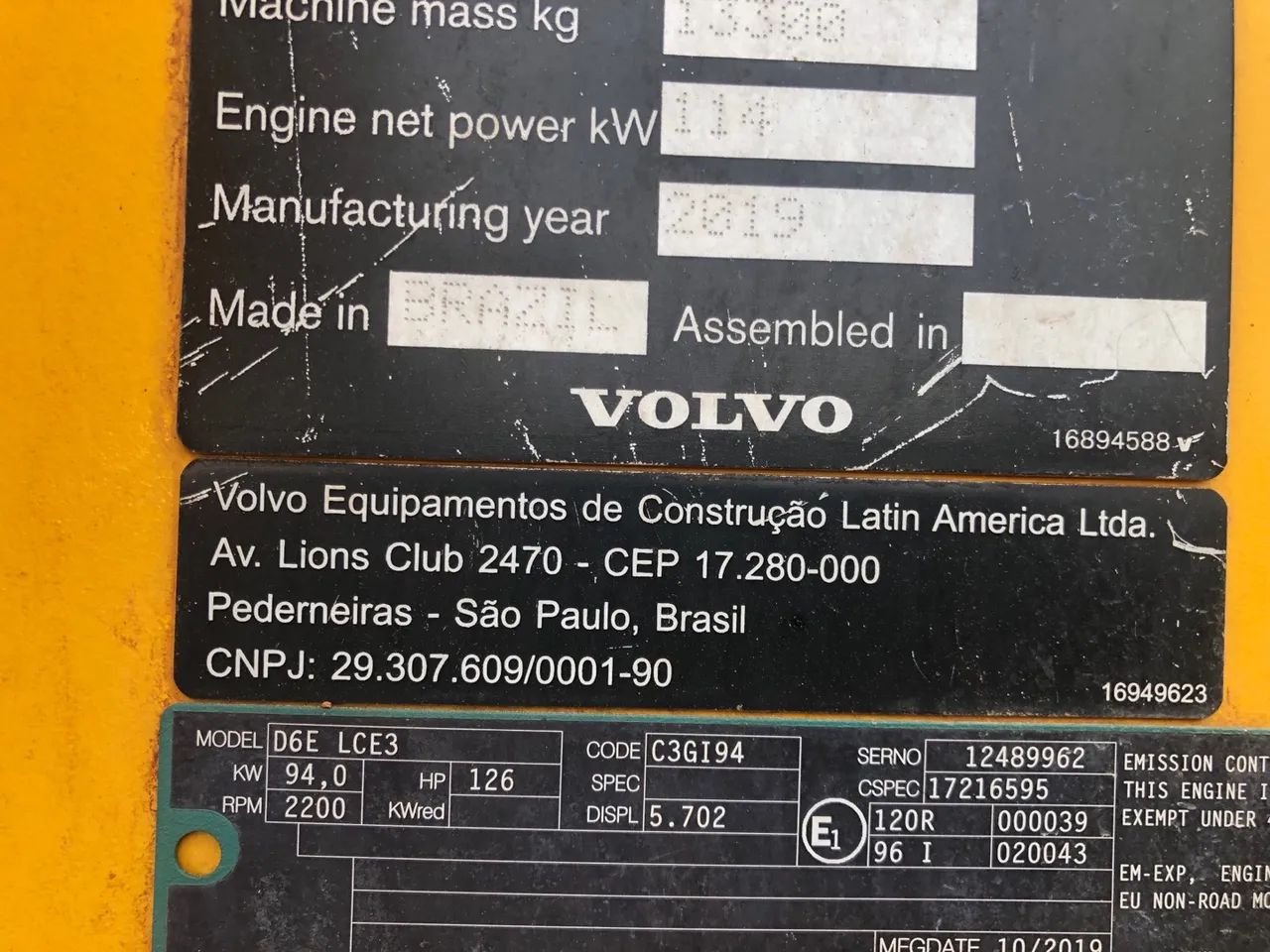 Vende-se Pás Carregadeira LF60 Volvo  - Foto 3