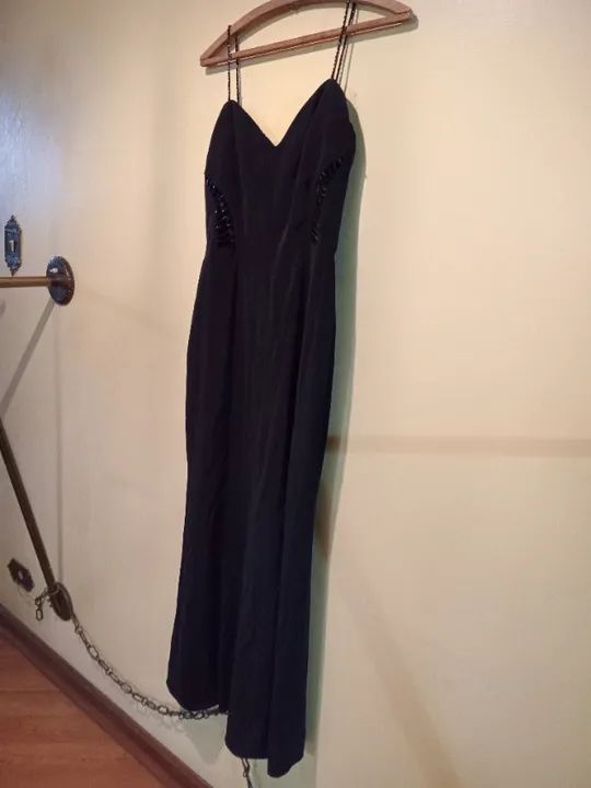 Vestido tamanho P, adolescente, preço de cada um - Foto 3