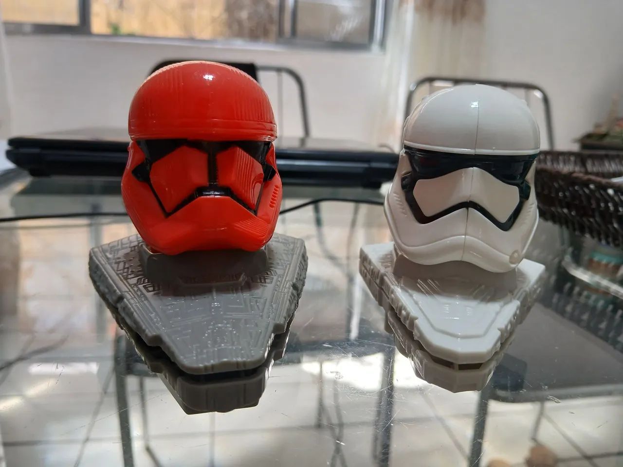 Lote Bonecos Bublehead Star Wars - Stormtrooper e Red Trooper