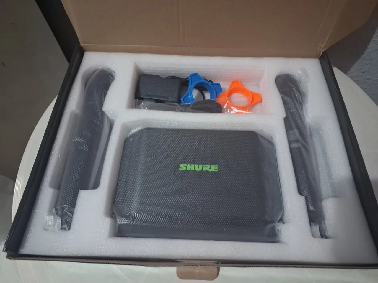 Microfone Duplo Sem Fio Shure Profissional  - Foto 2