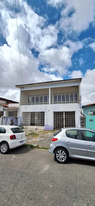 OFERTA: Casa em Jaguaribe