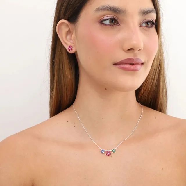 Encante-se com o Conjunto de Prata 925 Flores!