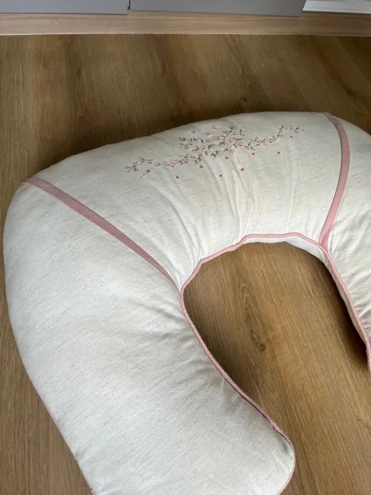 Travesseiro de amamentação para bebê - Foto 2