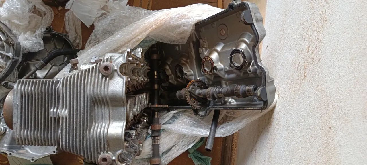 Motor Suzuki 750  - Foto 6