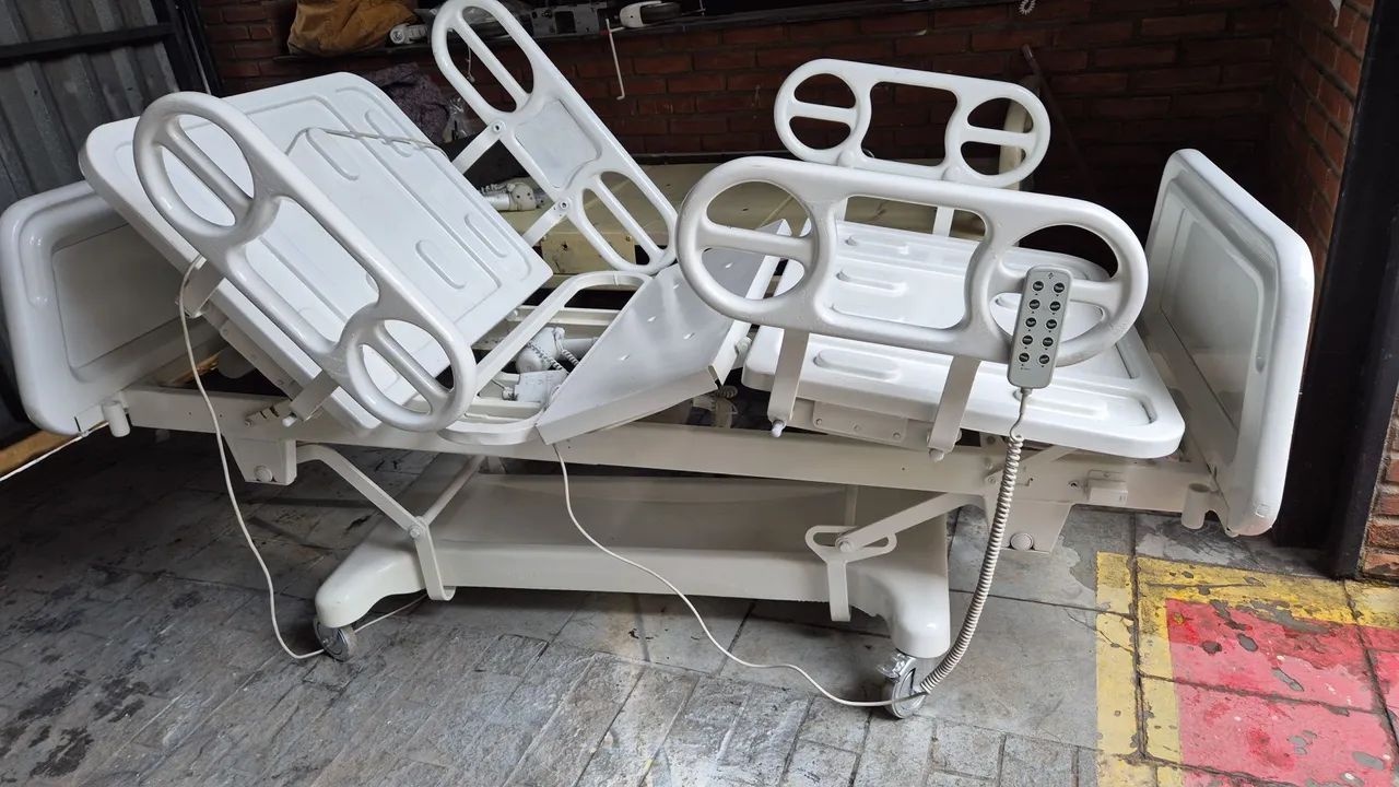 Cama hospitalar 10 movimentos  - Foto 2
