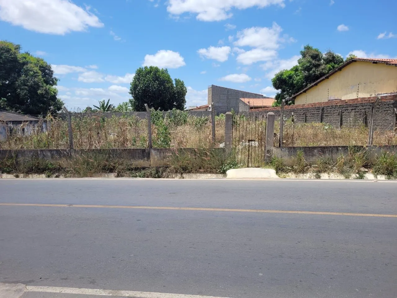 Terreno próximo ao loteamento Colorado, no Bairro Nilo Coelho