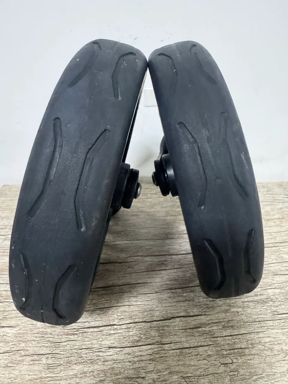 Rodas de carrinho de bebês 200 milímetros  - Foto 3