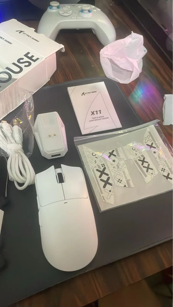 Mouse Bluetooth branco Attack Shark X11 PAW 3311 - Foto 2