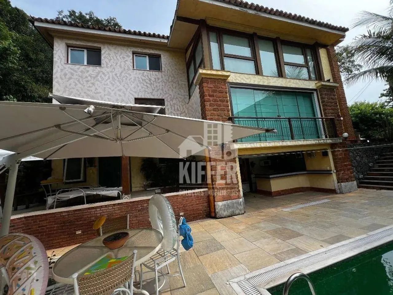 Casa Exclusiva com 3 Suítes, Piscina e Sauna em São Francisco - Foto 5