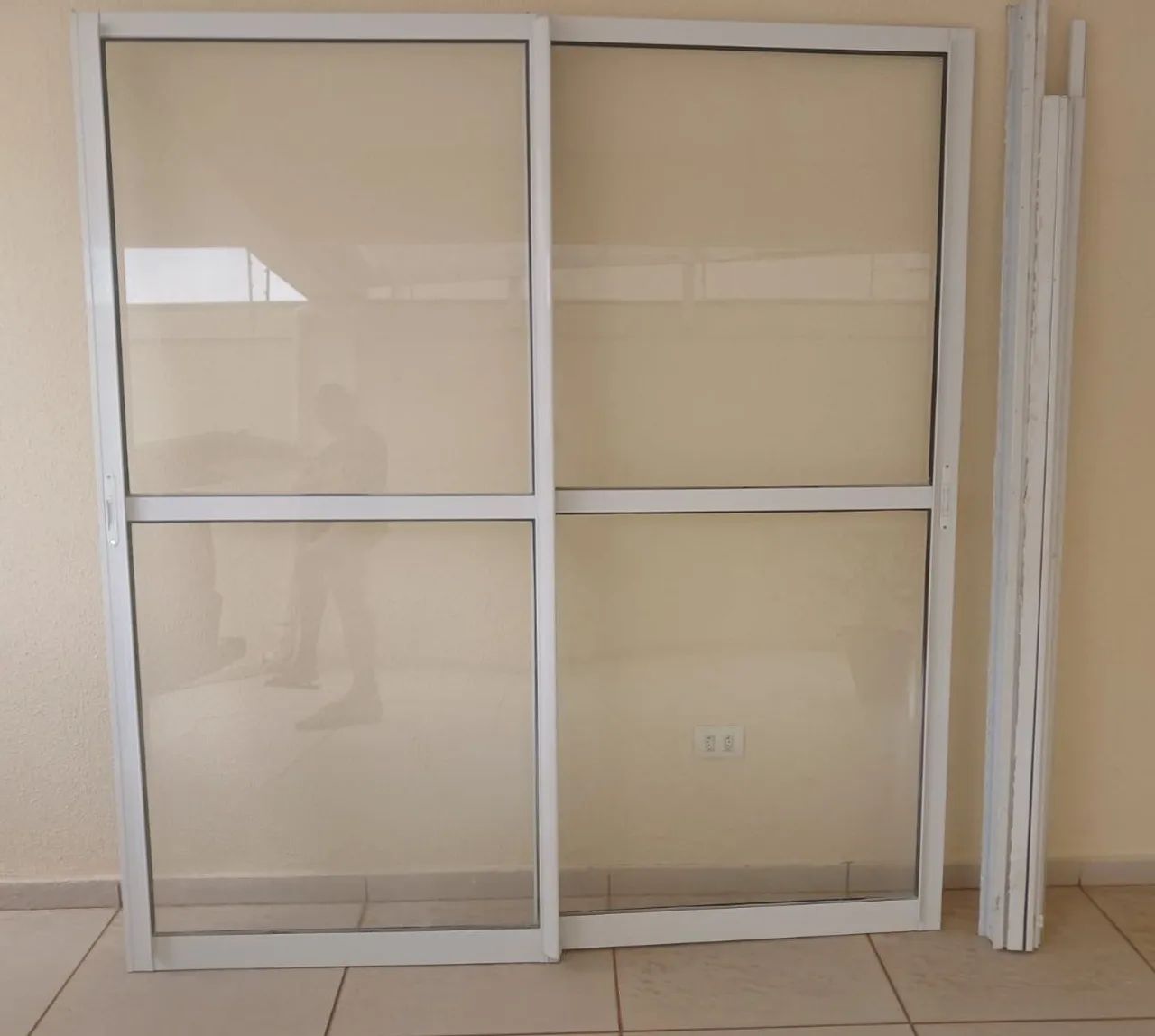 Porta Balcao 2,00 x 2,10 completa - Foto 3