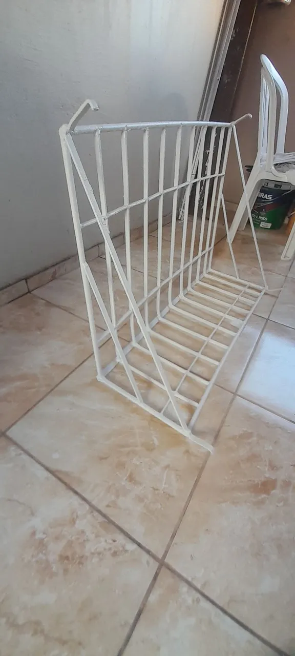 Grade de ferro 90X60 estrutura proteção corredores janelas basculantes varanda