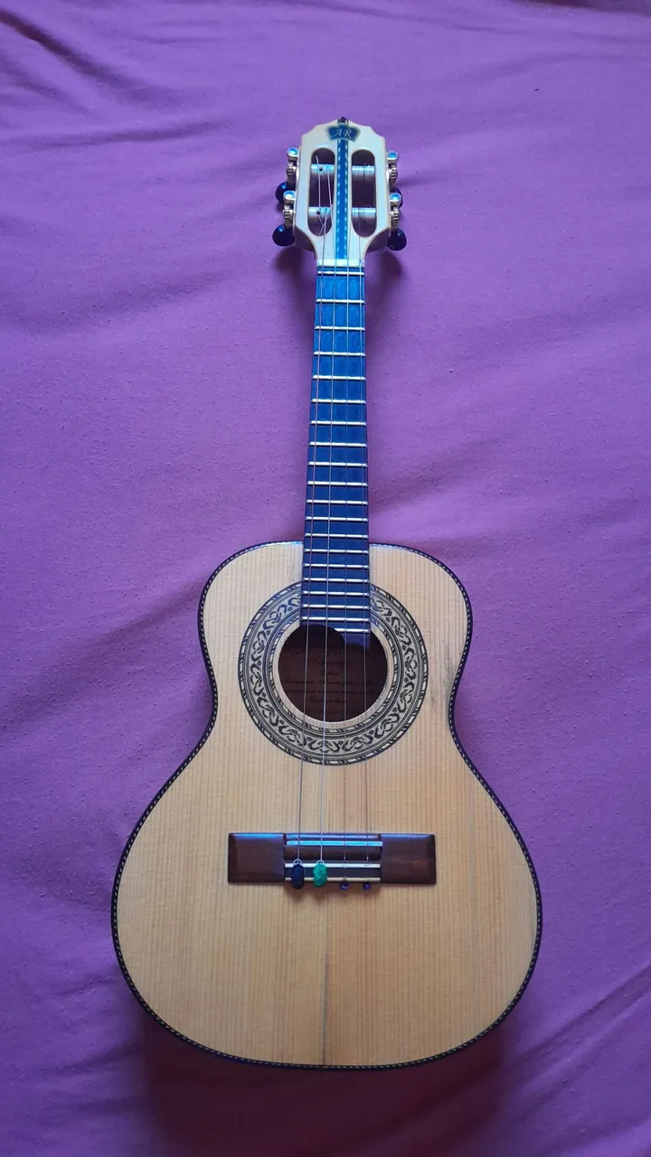  Cavaquinho Araújo faia