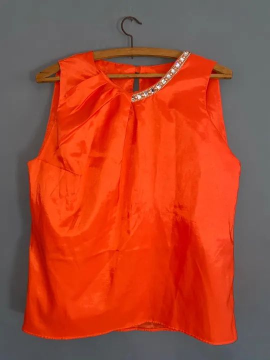 blusa cetim seminova g