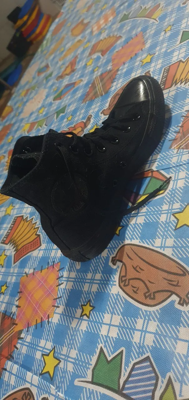 Tênis Converse All Star Cano Alto Preto novo!