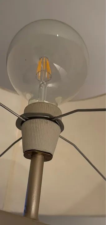 Luminária de chão moderna e elegante - Foto 5