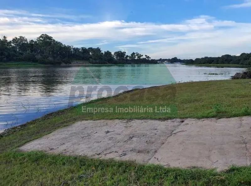 Vende-se terreno / lago do Macurany, Parintins Amazonas. - Foto 2