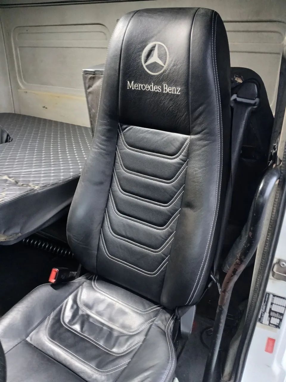 CAMINHÃO MB 2544 6x2 - Foto 10