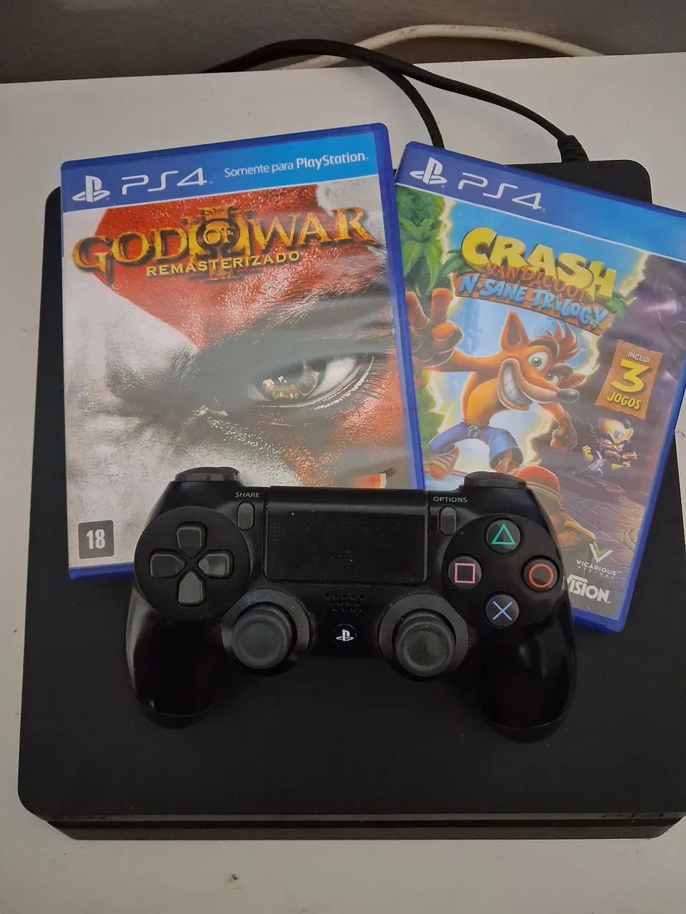 PS4 SLIM 500GB + 2 jogos e controle usado - Foto 5