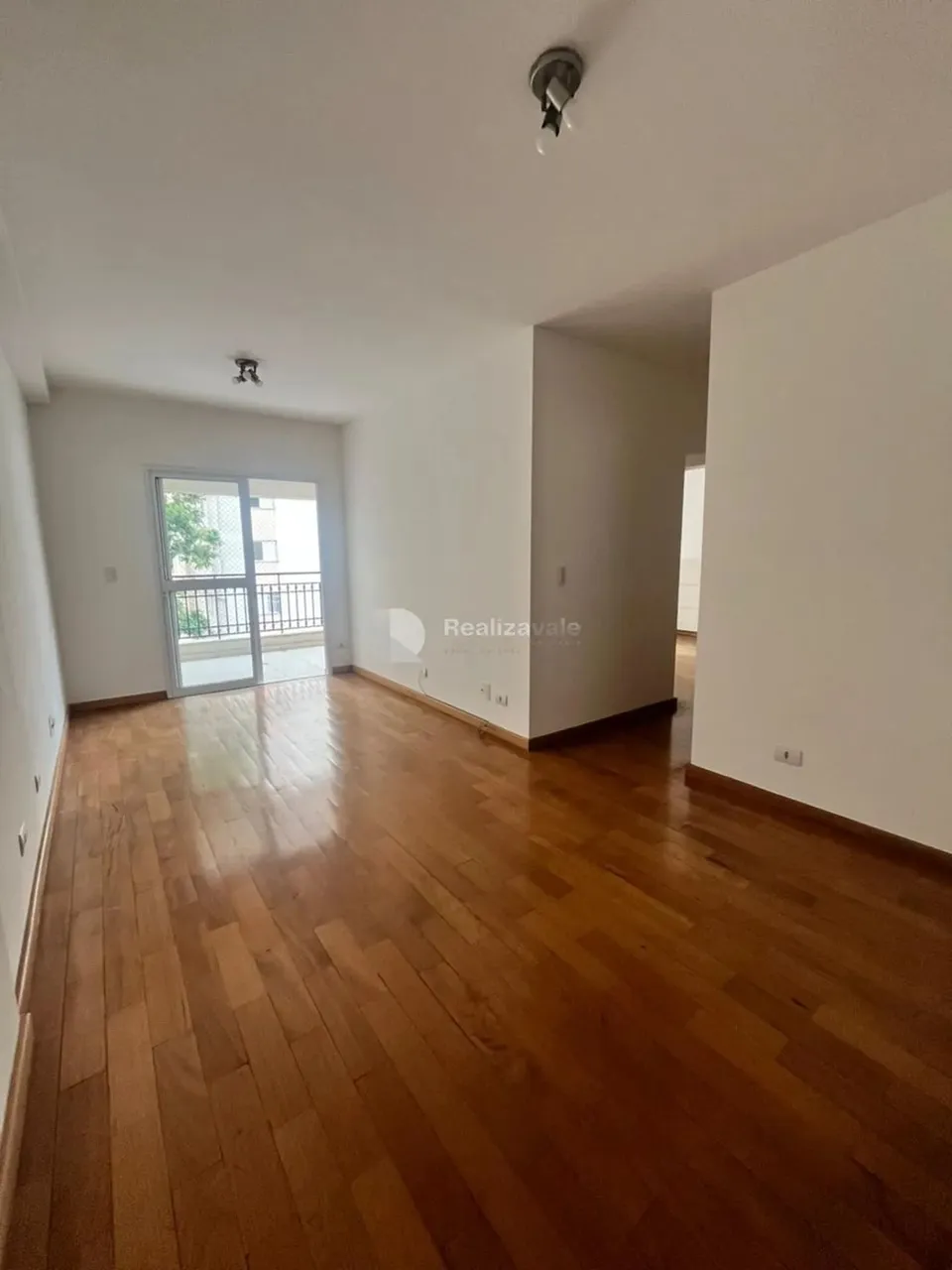Apartamento para alugar em São José dos Campos, Vila Adyana, com 2 quartos, com 72 m², Abr